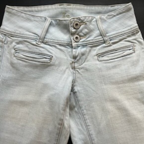 ZCO Jeans - Low Rise, Junior Size 5 - Picture 2 of 8